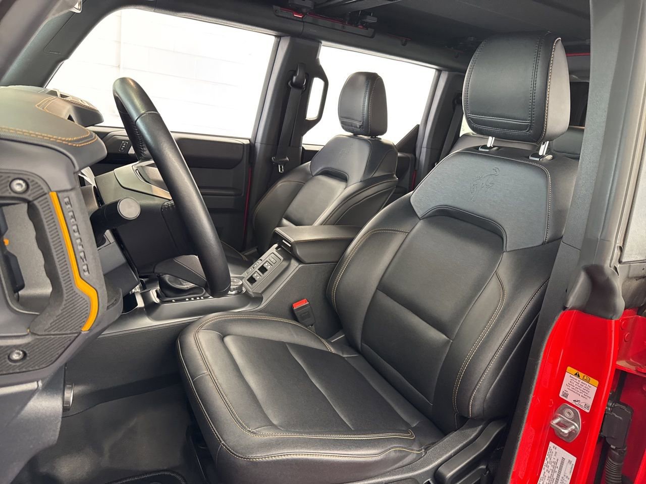 Used 2024 Ford Bronco Badlands w/ Sasquatch Package image 15