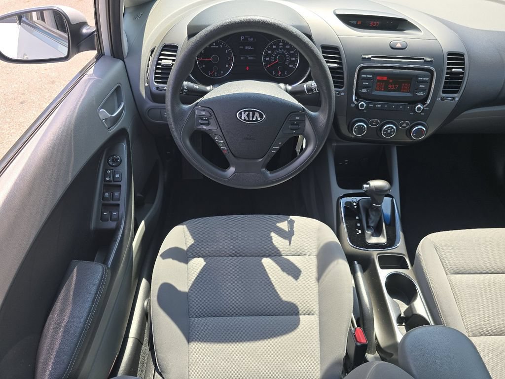 Used 2017 Kia Forte LX FWD image 18