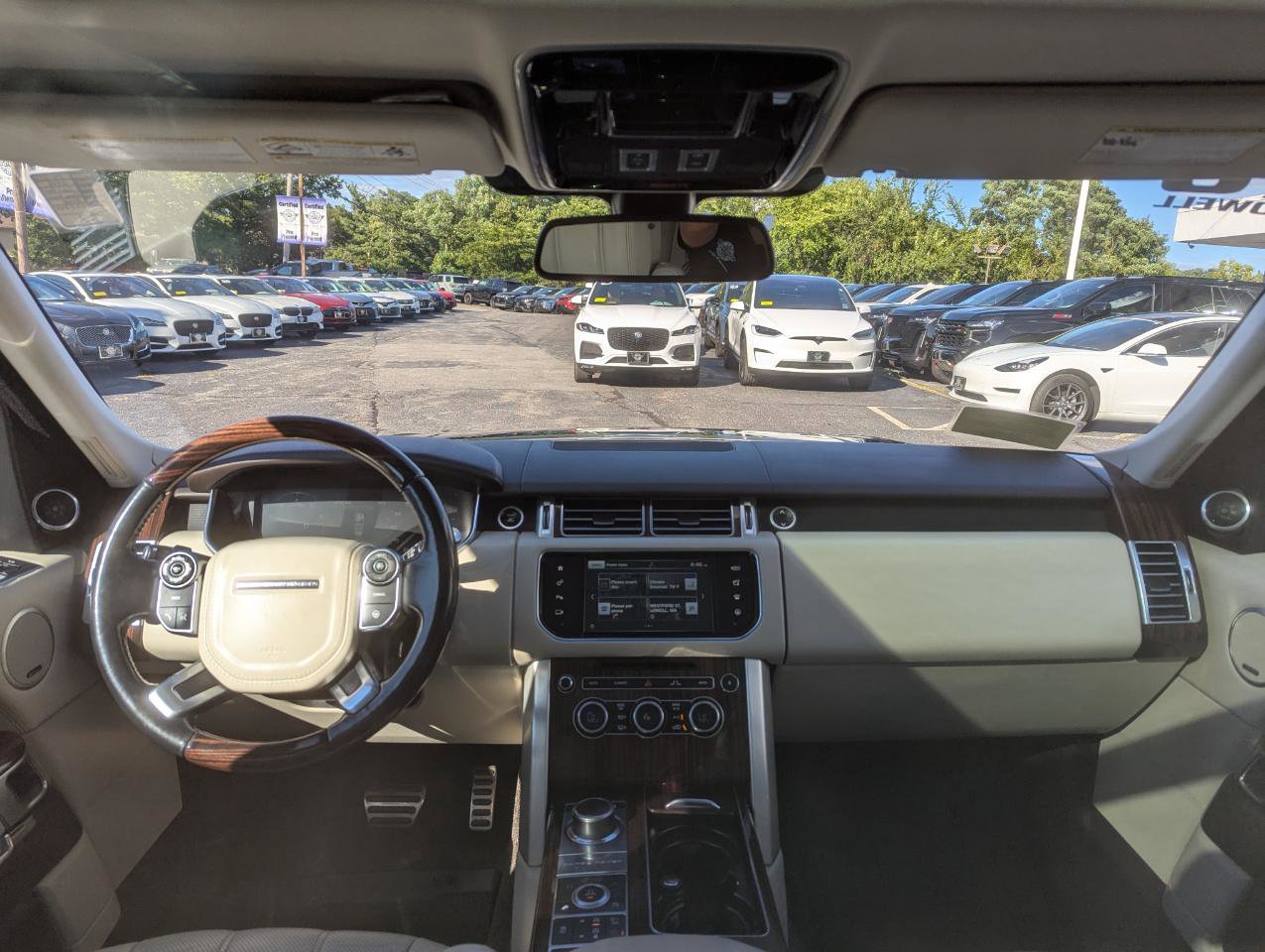 Used 2016 Land Rover Range Rover Supercharged image 49
