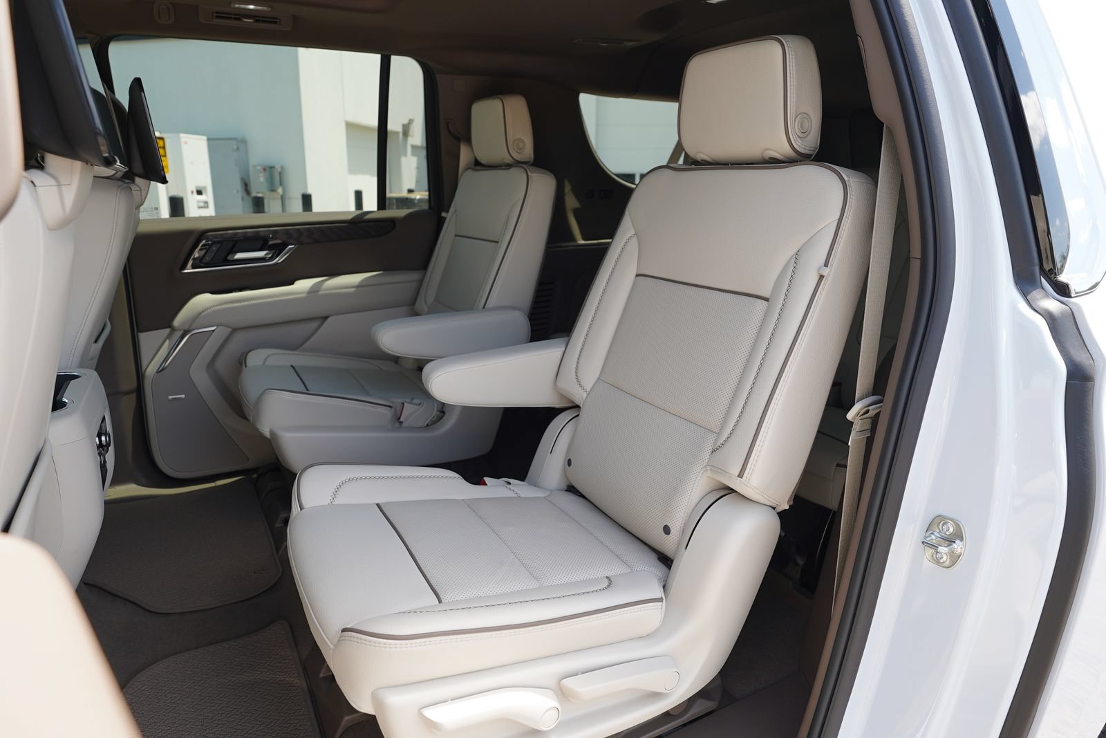Certified 2026 GMC Yukon XL Denali w/ Advanced Technology Package AWD/4WD image 20