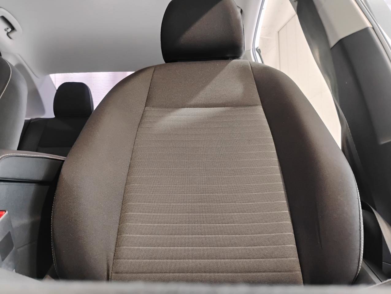 Used 2023 Volkswagen Jetta S FWD image 31
