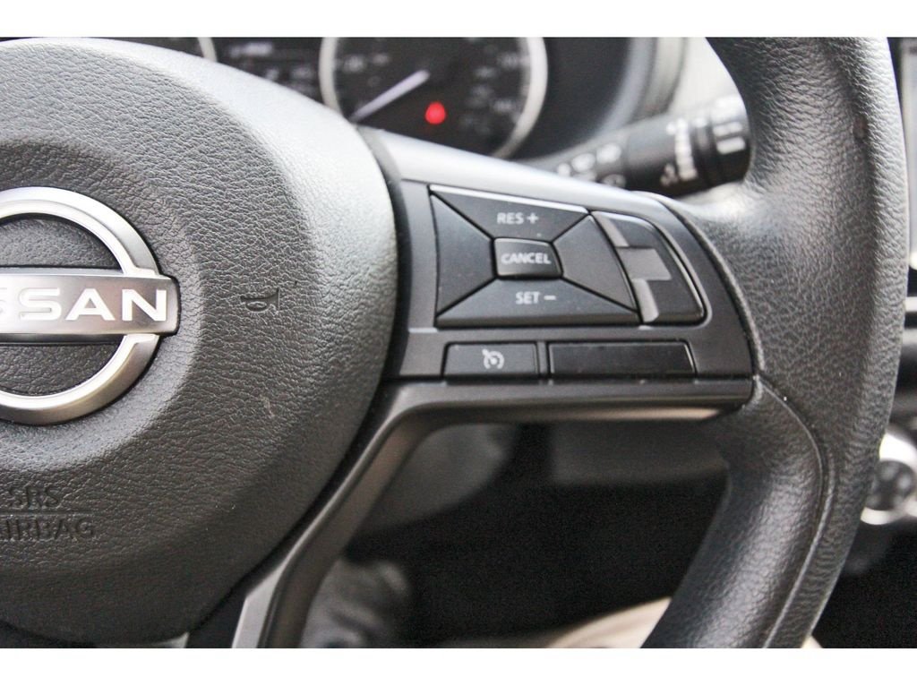 Used 2024 Nissan Kicks S FWD image 13