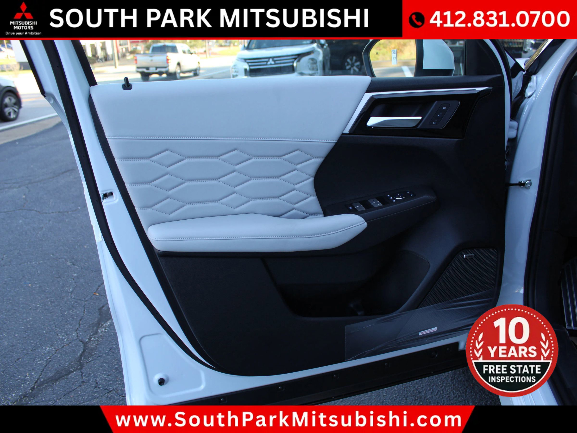 New 2025 Mitsubishi Outlander SEL image 23