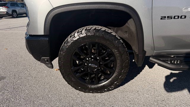 Certified 2025 Chevrolet Silverado 2500 LTZ w/ LTZ Plus Package image 10