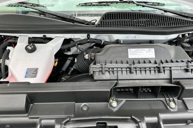 New 2026 Chevrolet Express 2500 w/ Driver Convenience Package RWD image 30