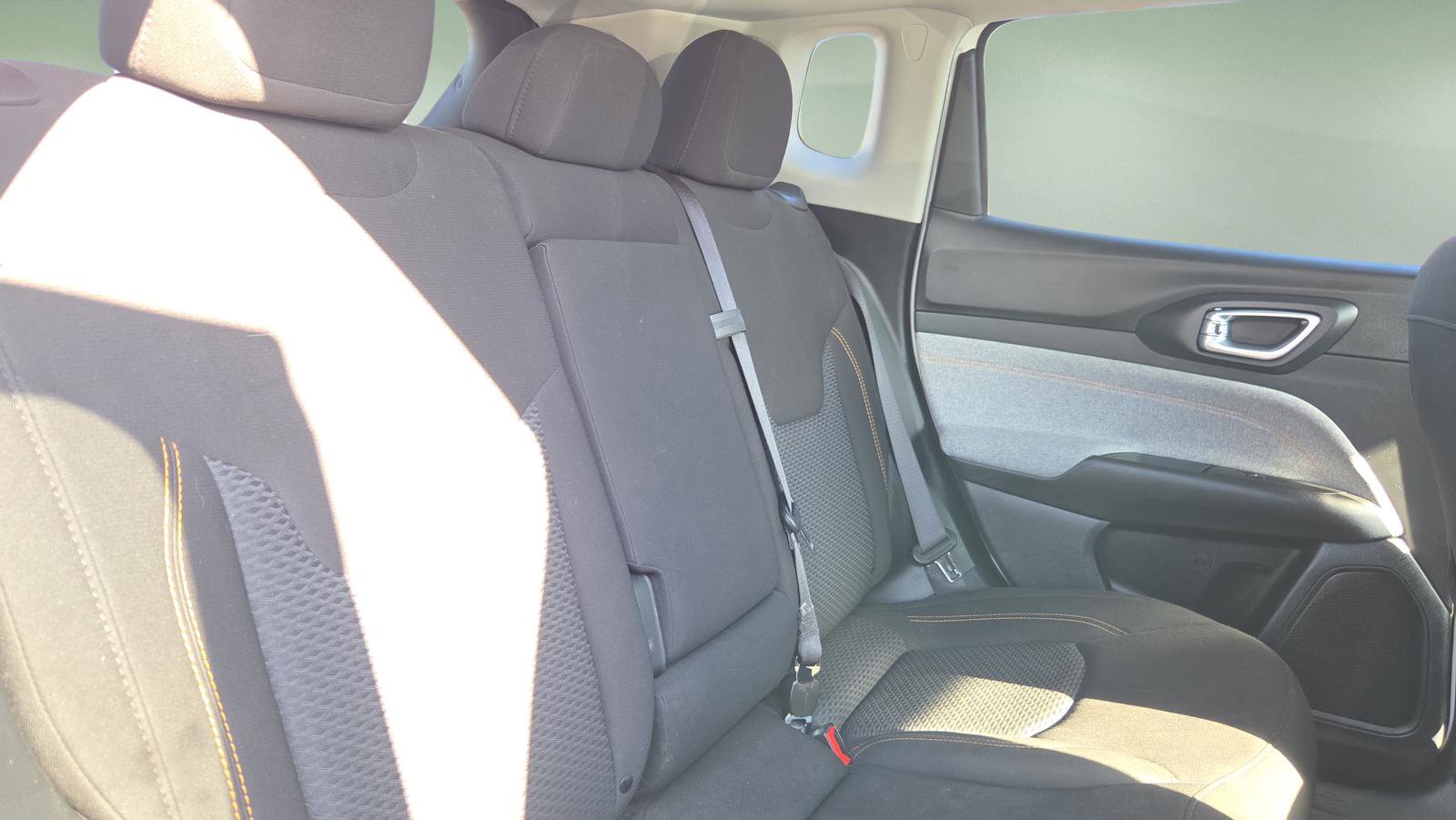 Used 2022 Jeep Compass Sport image 18