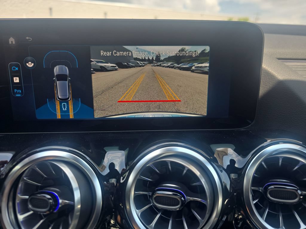 New 2026 Mercedes-Benz GLA 250 4MATIC image 19