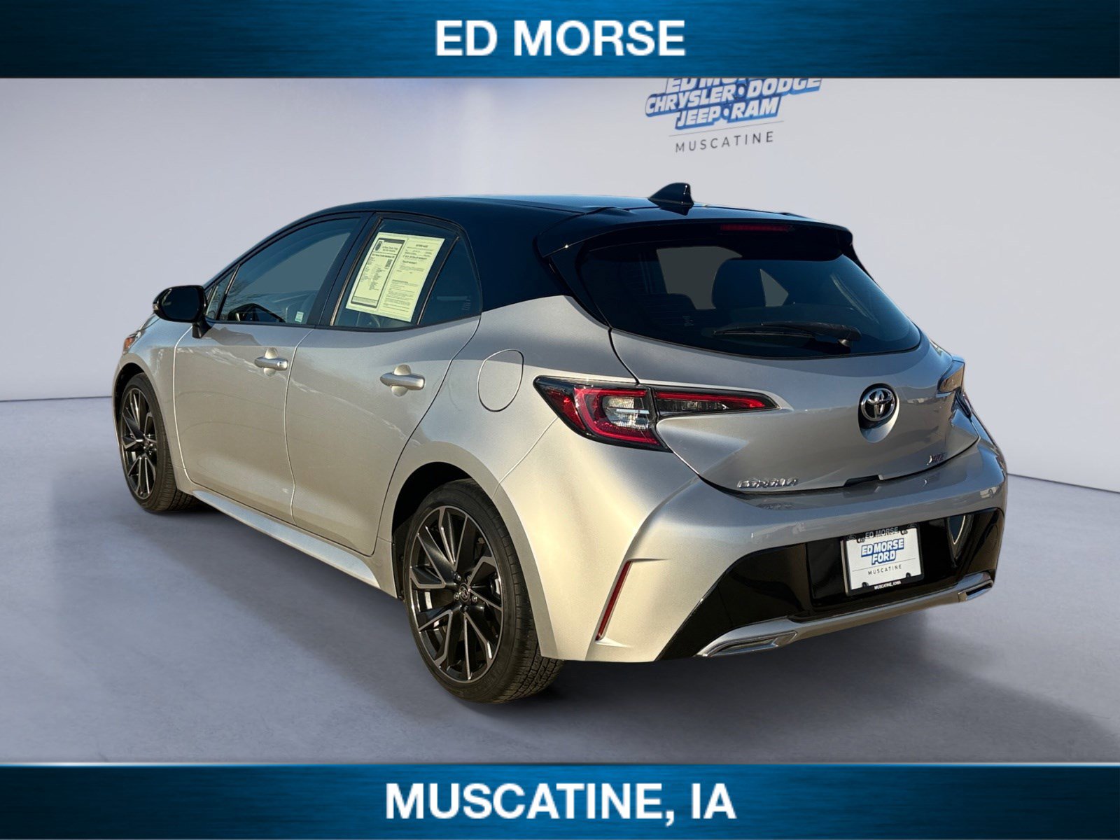 Used 2022 Toyota Corolla XSE image 3