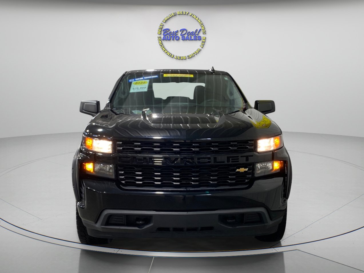Used 2020 Chevrolet Silverado 1500 Custom w/ Custom Value Package image 8