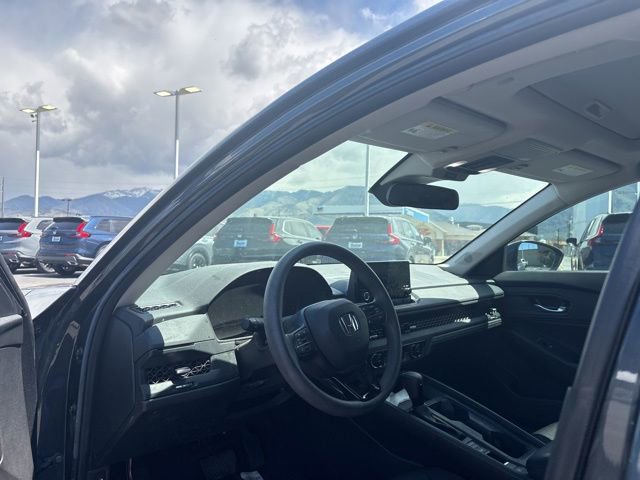 Used 2023 Honda Accord EX image 10