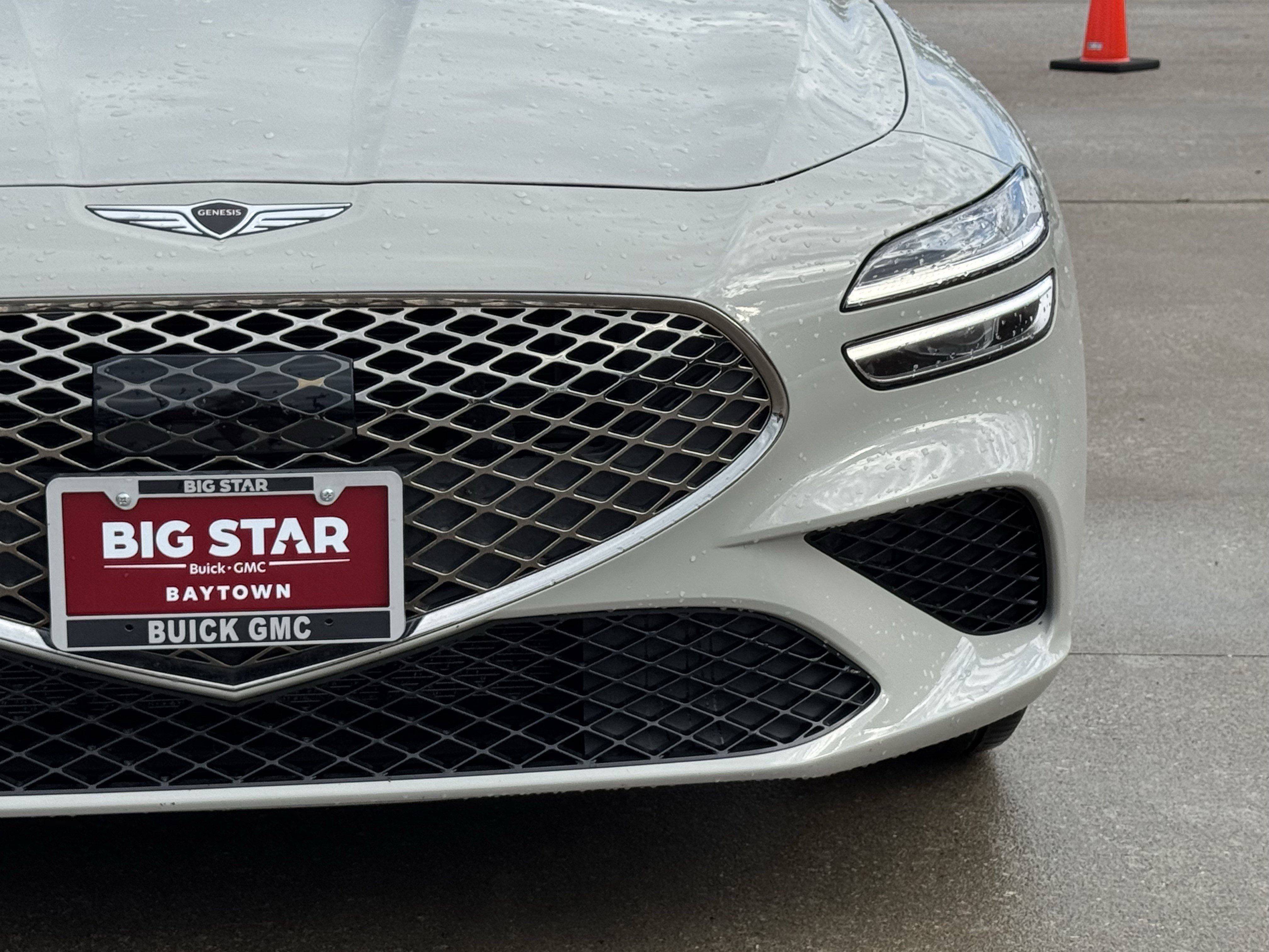 Used 2025 Genesis G70 2.5T AWD/4WD image 5