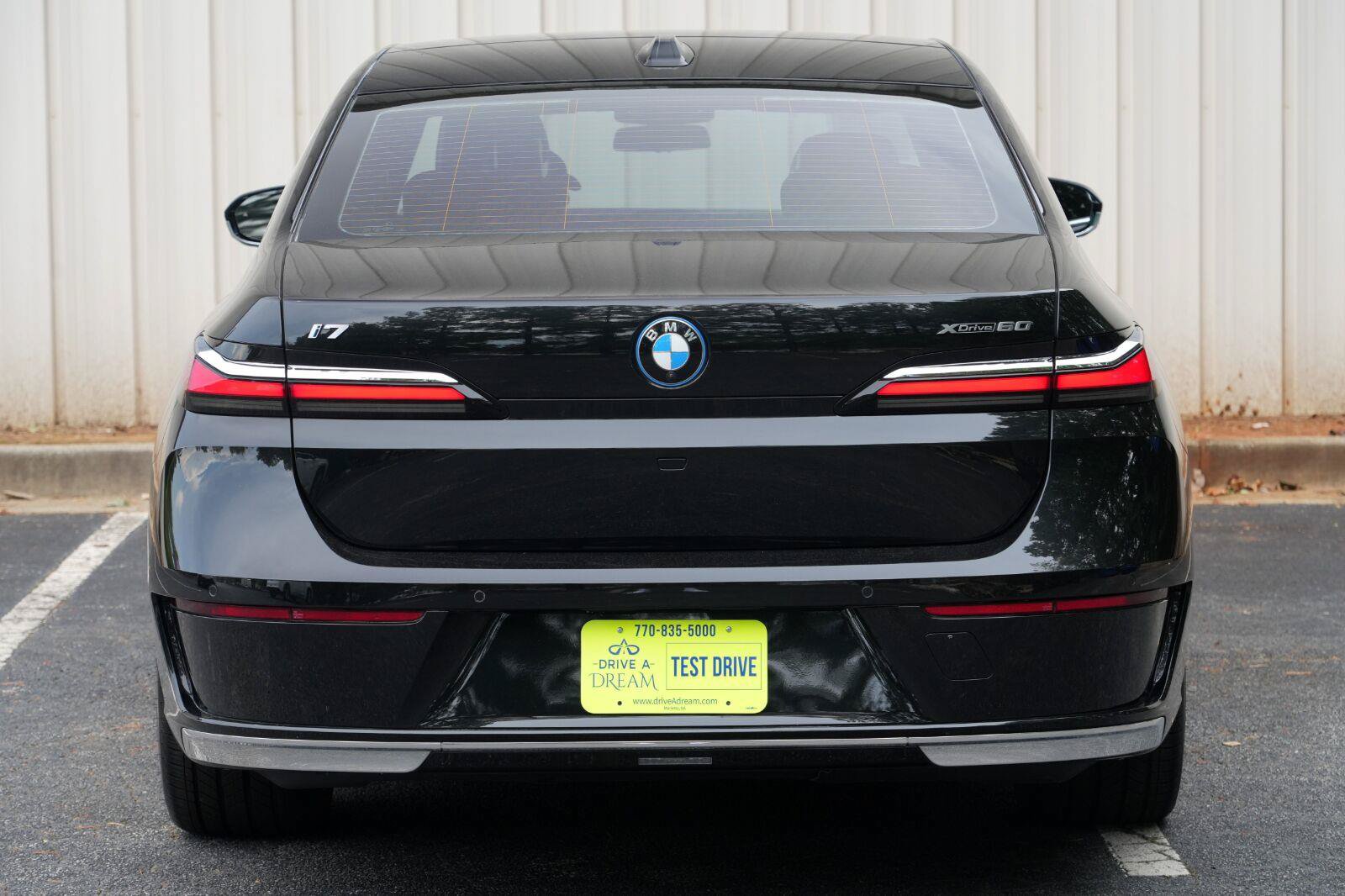 Used 2023 BMW i7 xDrive60 AWD/4WD image 58