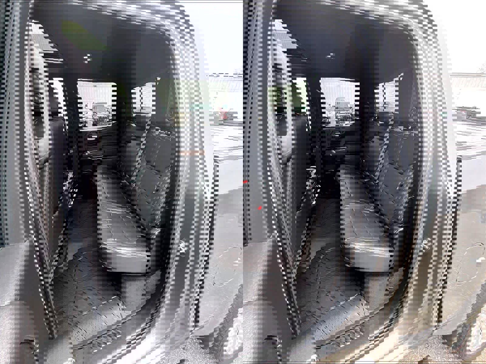 Used 2022 Chevrolet Silverado 1500 High Country image 15