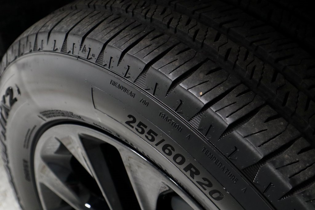 Used 2025 Jeep Wrangler Unlimited Sahara image 18