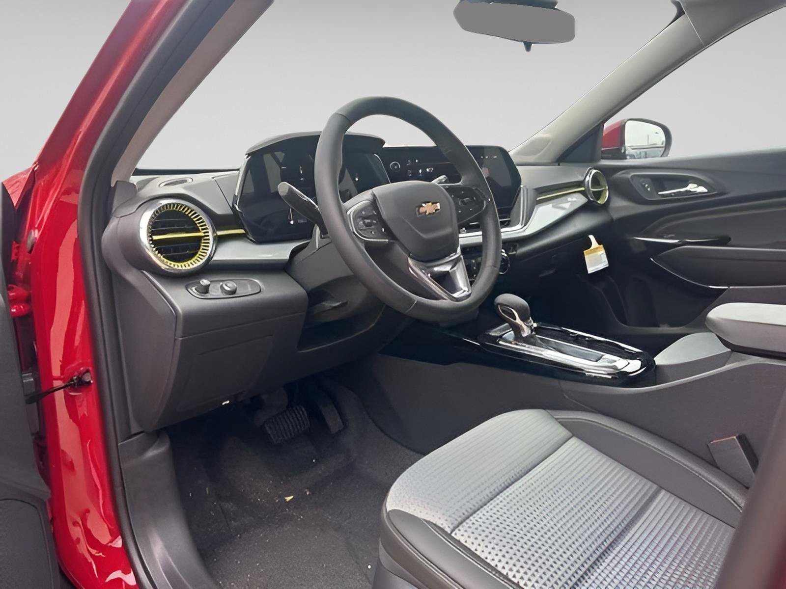 New 2026 Chevrolet Trax LT w/ Driver Confidence Package FWD image 13