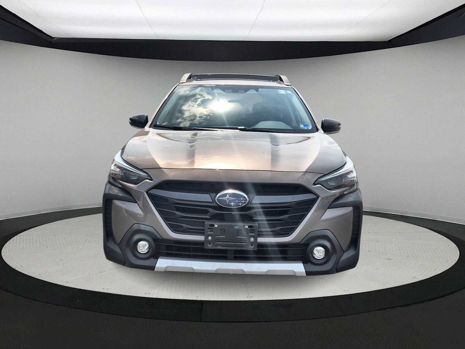 Certified 2024 Subaru Outback Limited XT AWD/4WD image 3