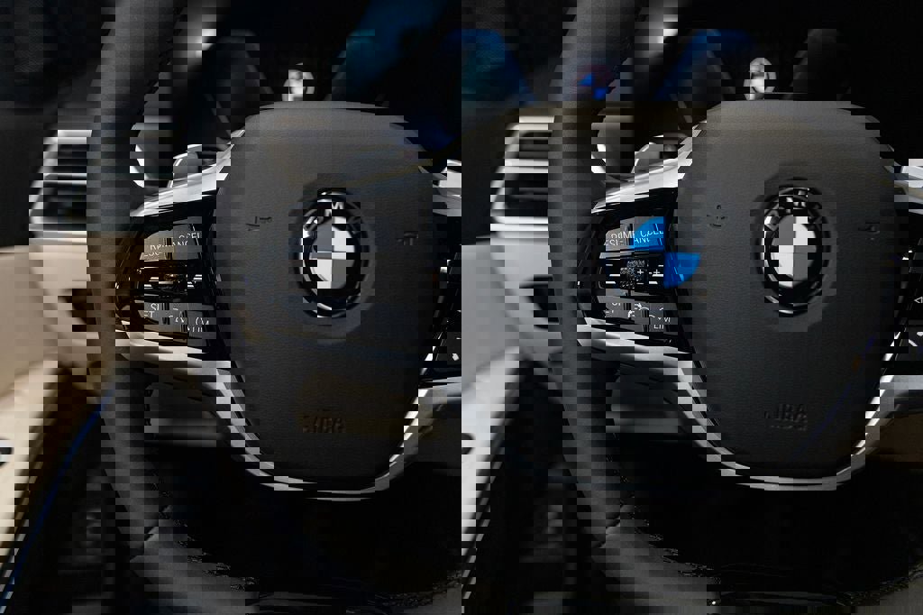 Used 2026 BMW 330i xDrive Sedan w/ Convenience Package image 25