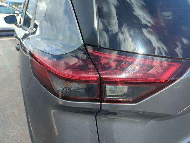 Certified 2021 Nissan Rogue S FWD image 18