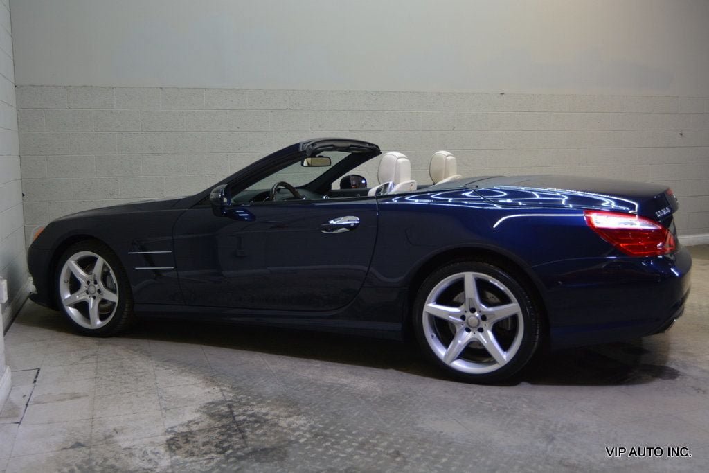 Used 2013 Mercedes-Benz SL 550 image 30