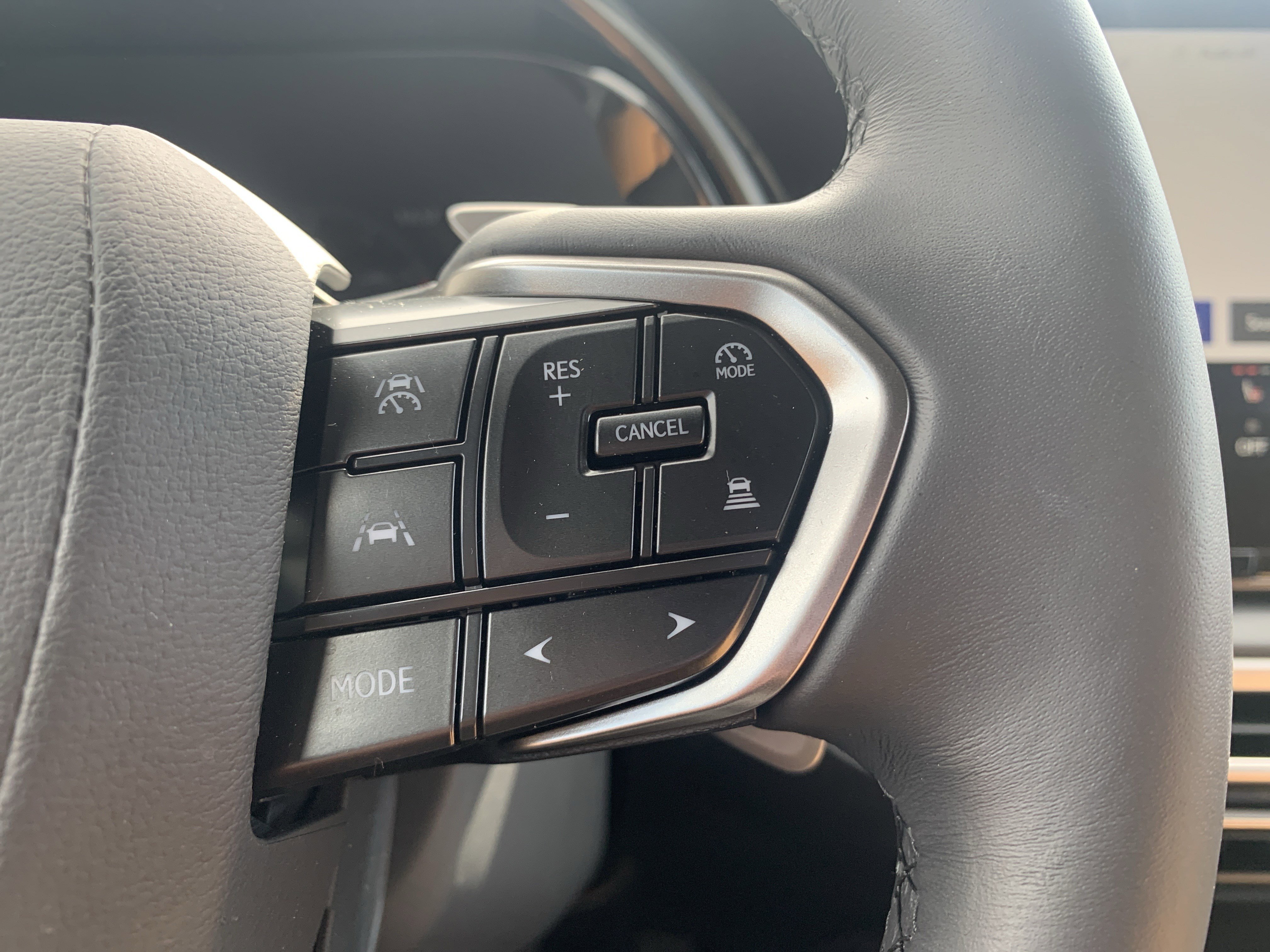 Used 2025 Lexus RX 350 FWD w/ Technology Package image 20