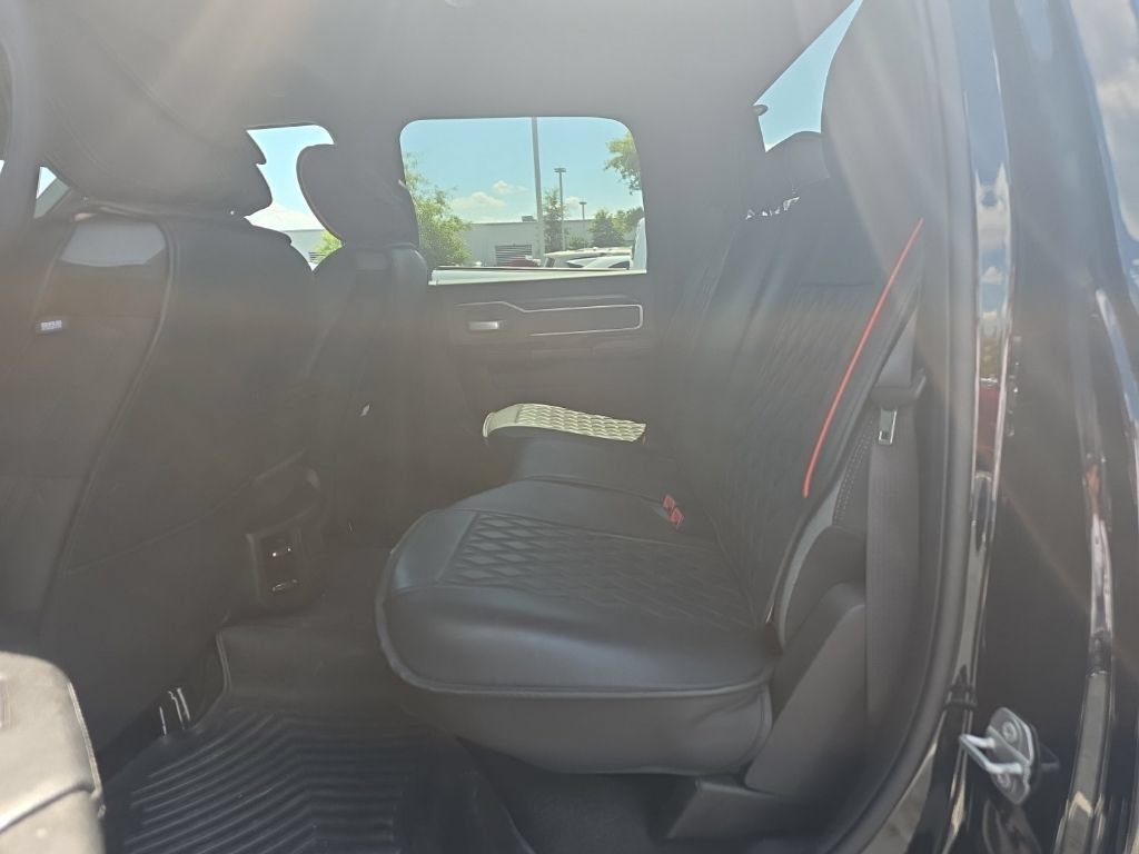 Used 2022 RAM 2500 Big Horn AWD/4WD image 11