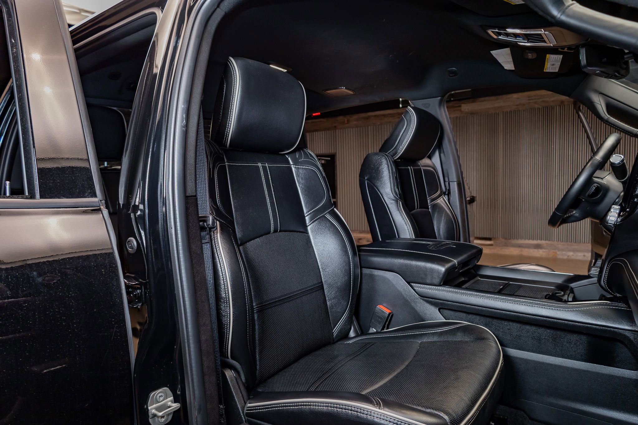 Used 2023 RAM 2500 Limited image 22