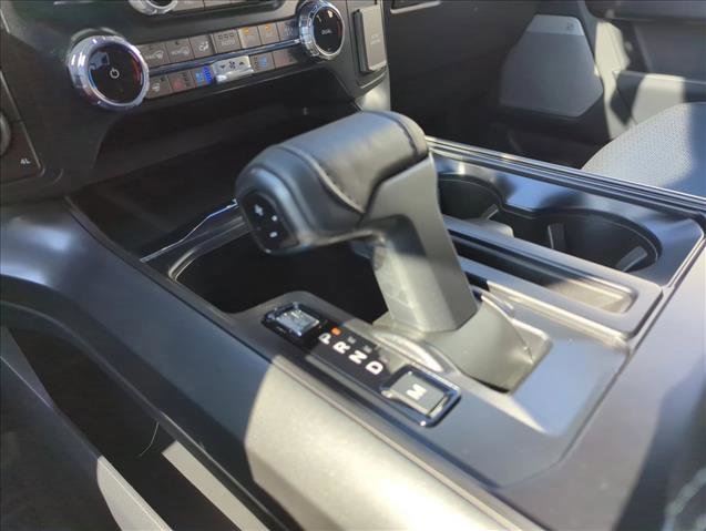 New 2025 Ford F150 Lariat w/ Equipment Group 501A Mid image 18