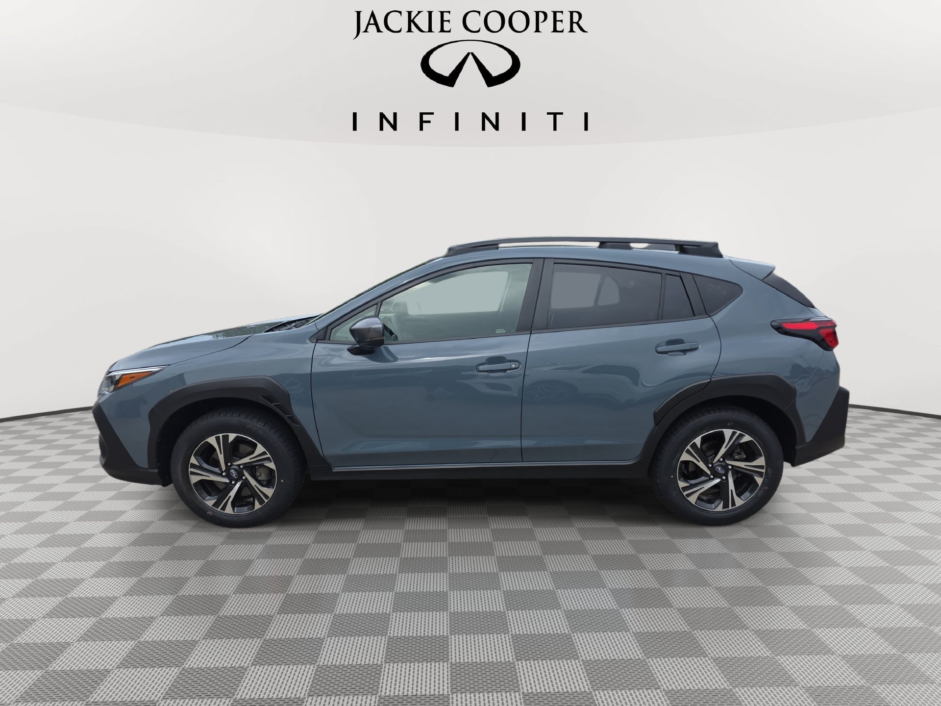 Used 2024 Subaru Crosstrek 2.0i Premium AWD/4WD image 8