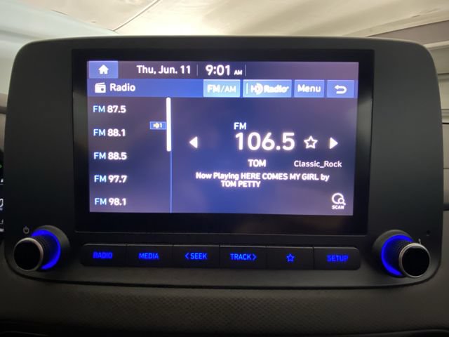 Used 2023 Hyundai Kona SE w/ Cargo Package AWD/4WD image 16