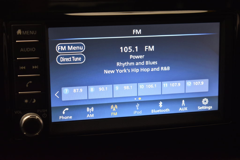 Used 2025 Nissan Kicks S AWD/4WD image 16
