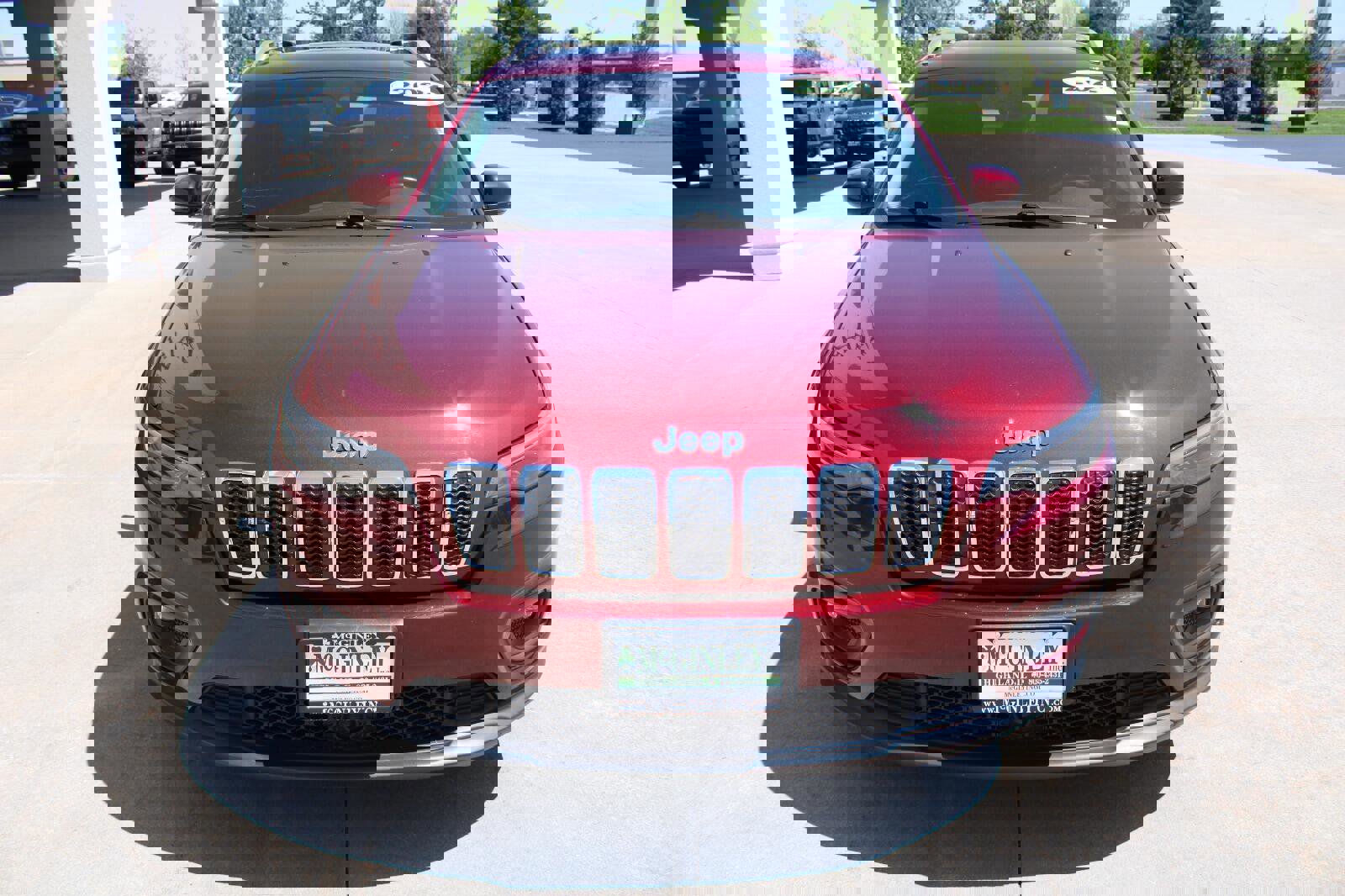 Used 2021 Jeep Cherokee Latitude Lux w/ Sun & Sound Group image 3