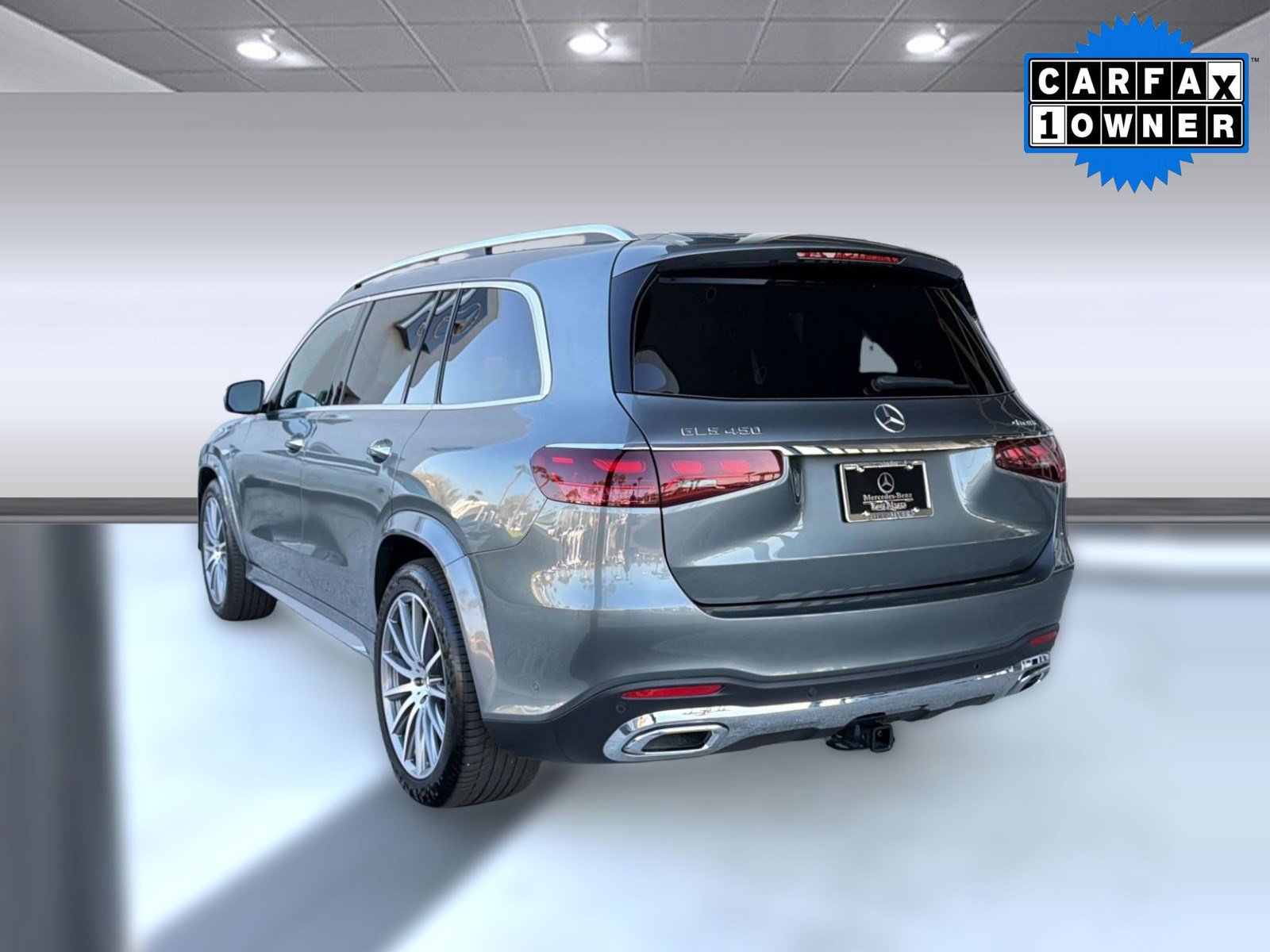 Used 2025 Mercedes-Benz GLS 450 4MATIC image 3