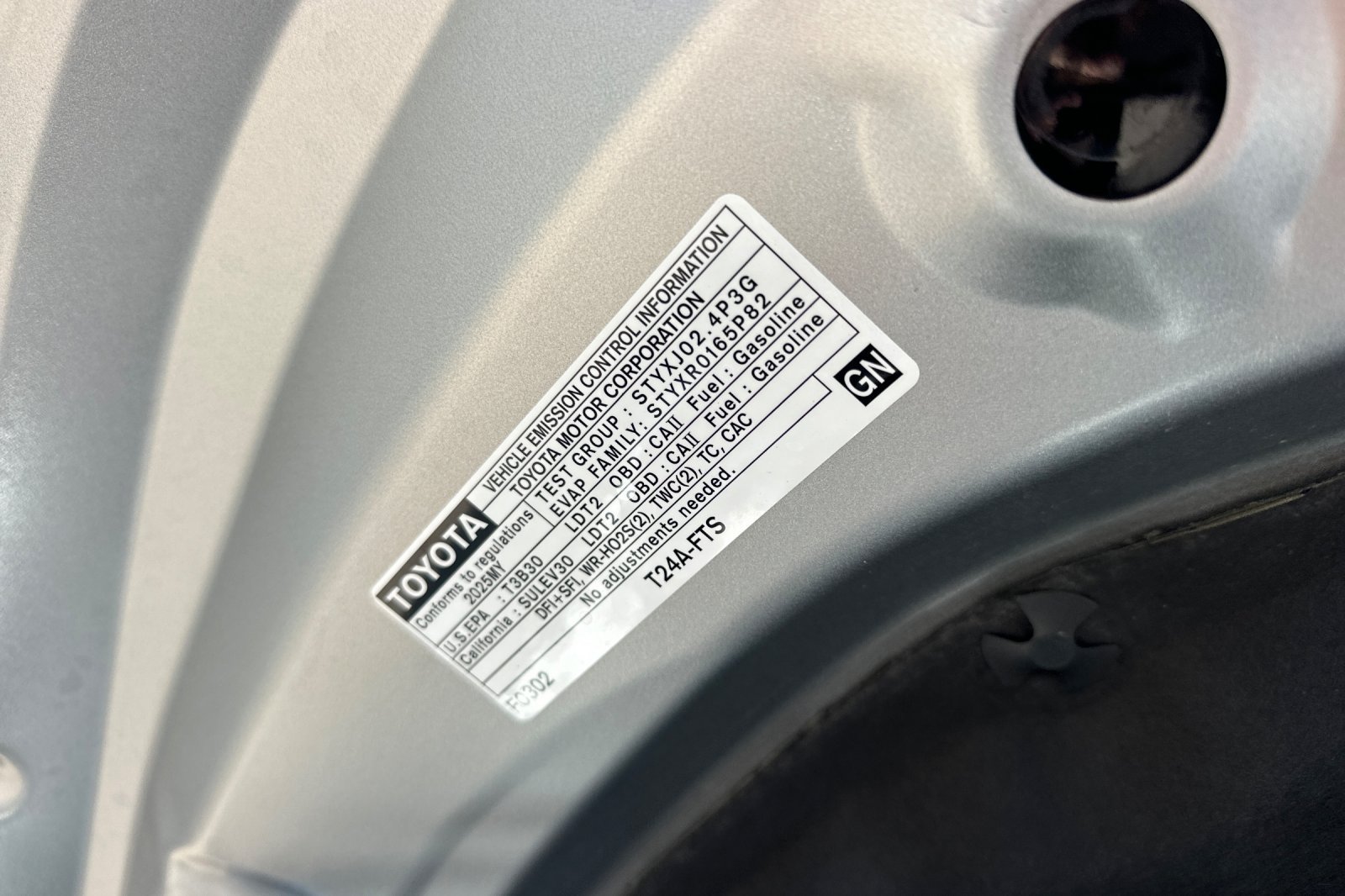 Certified 2025 Toyota Highlander LE AWD/4WD image 38