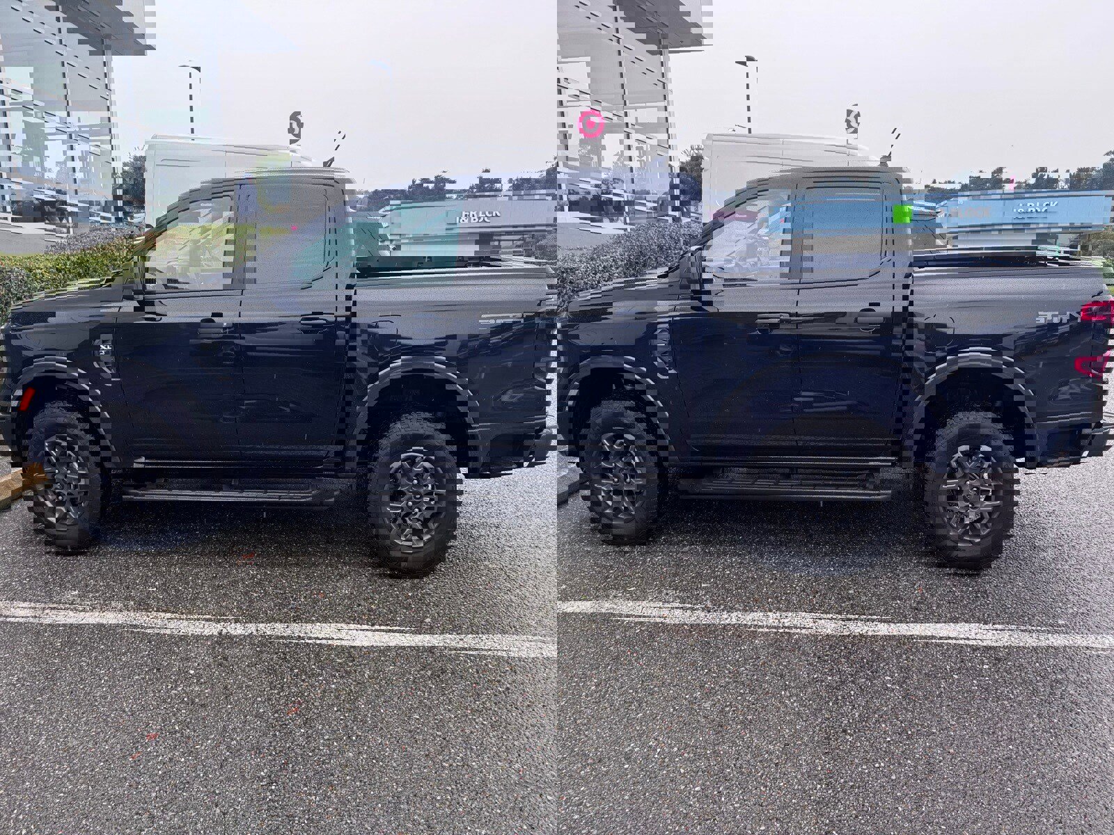 Used 2024 Ford Ranger XLT w/ Equipment Group 301A High image 7