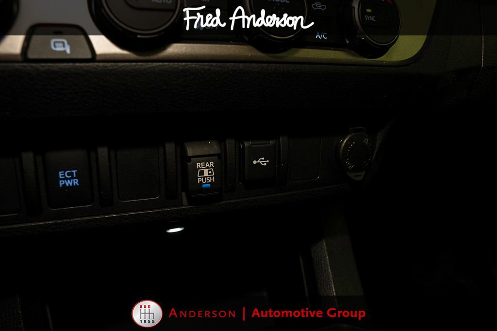 Certified 2023 Toyota Tacoma SR5 AWD/4WD image 14