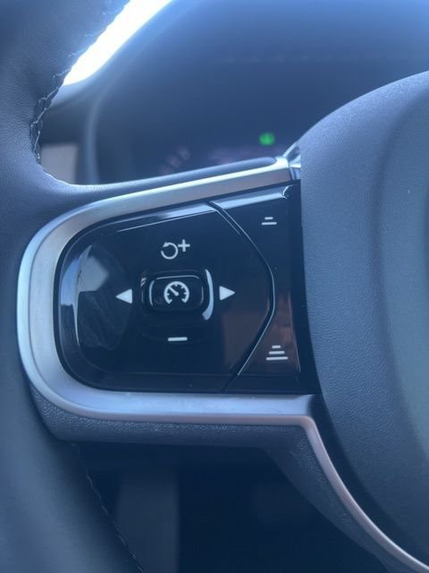 New 2026 Volvo XC90 B6 Core AWD/4WD image 13