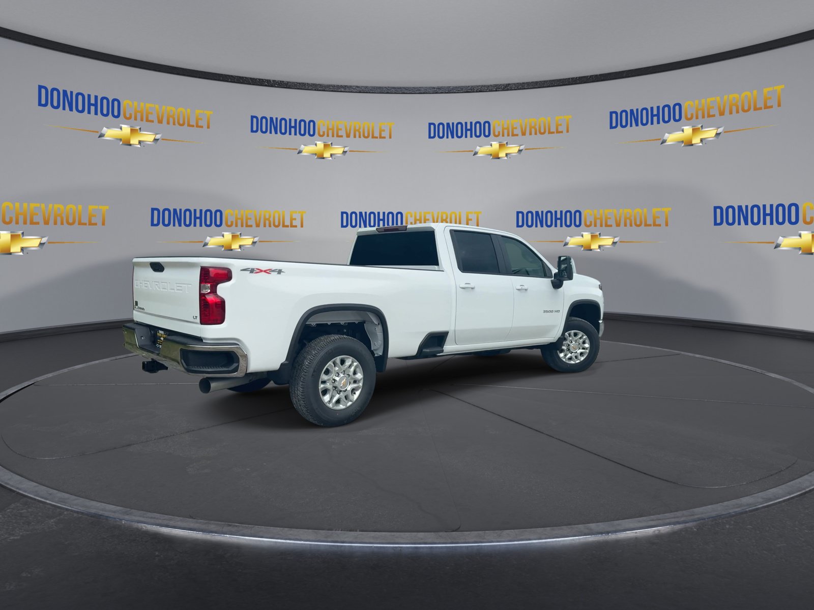 New 2026 Chevrolet Silverado 3500 LT AWD/4WD image 11