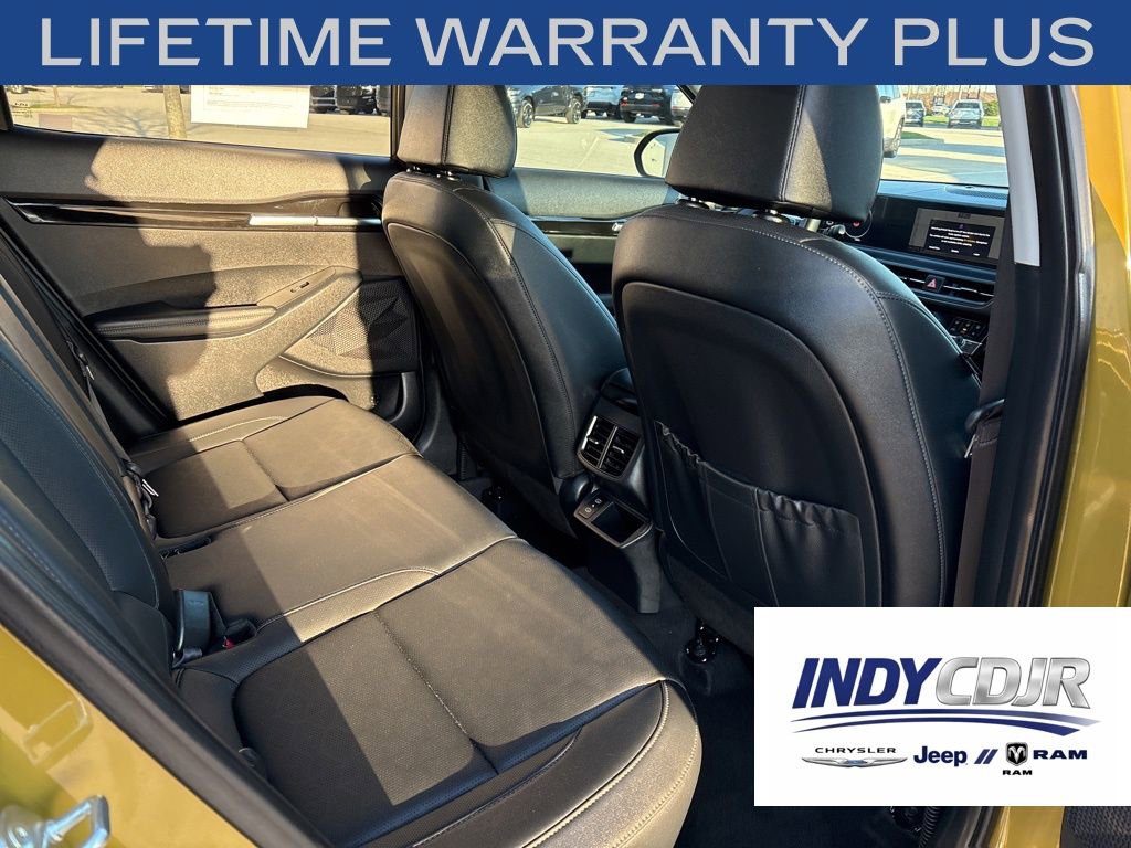 Used 2024 Kia Seltos SX w/ SX Sunroof Package AWD/4WD image 13