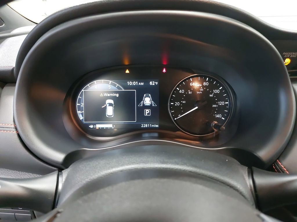 Used 2023 Nissan Kicks SR w/ SR Premium Package FWD image 18