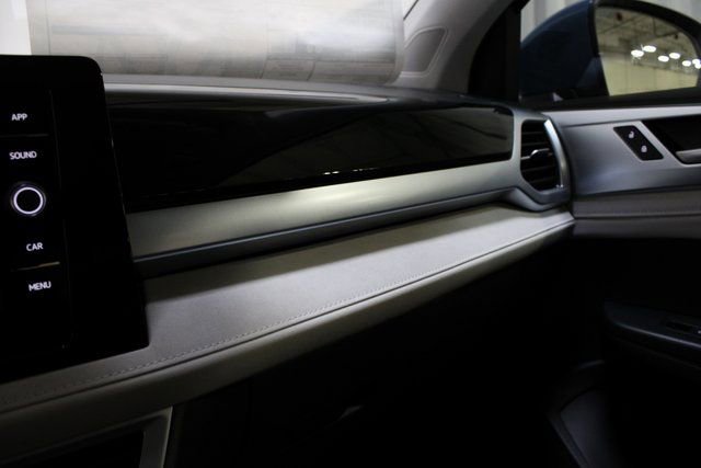 New 2026 Volkswagen Taos SE AWD/4WD image 16