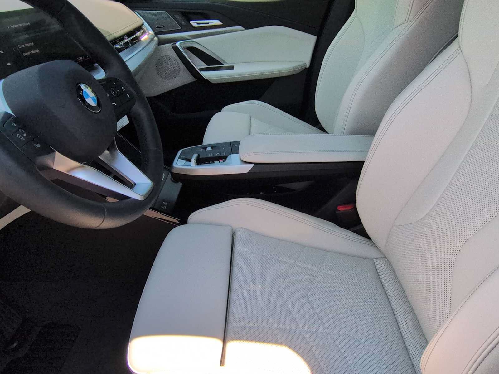 New 2026 BMW X1 xDrive28i w/ Technology Package AWD/4WD image 16