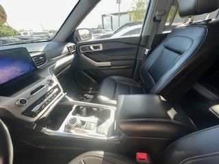 Used 2023 Ford Explorer XLT w/ Equipment Group 202A image 11
