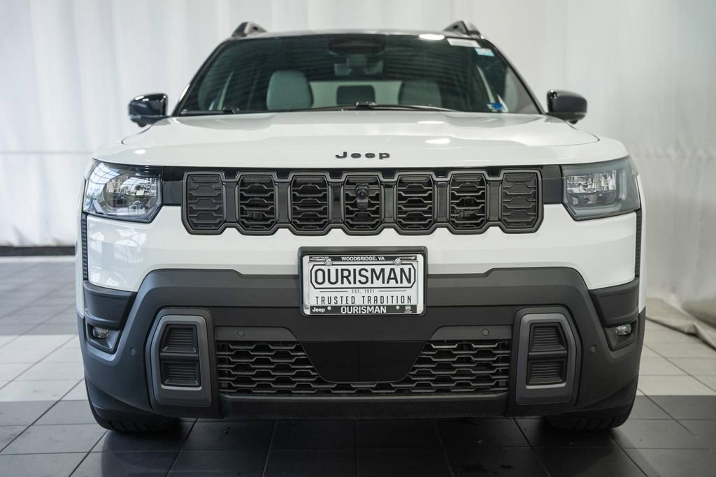 New 2026 Jeep Cherokee Overland w/ Trailer Tow Group AWD/4WD image 2
