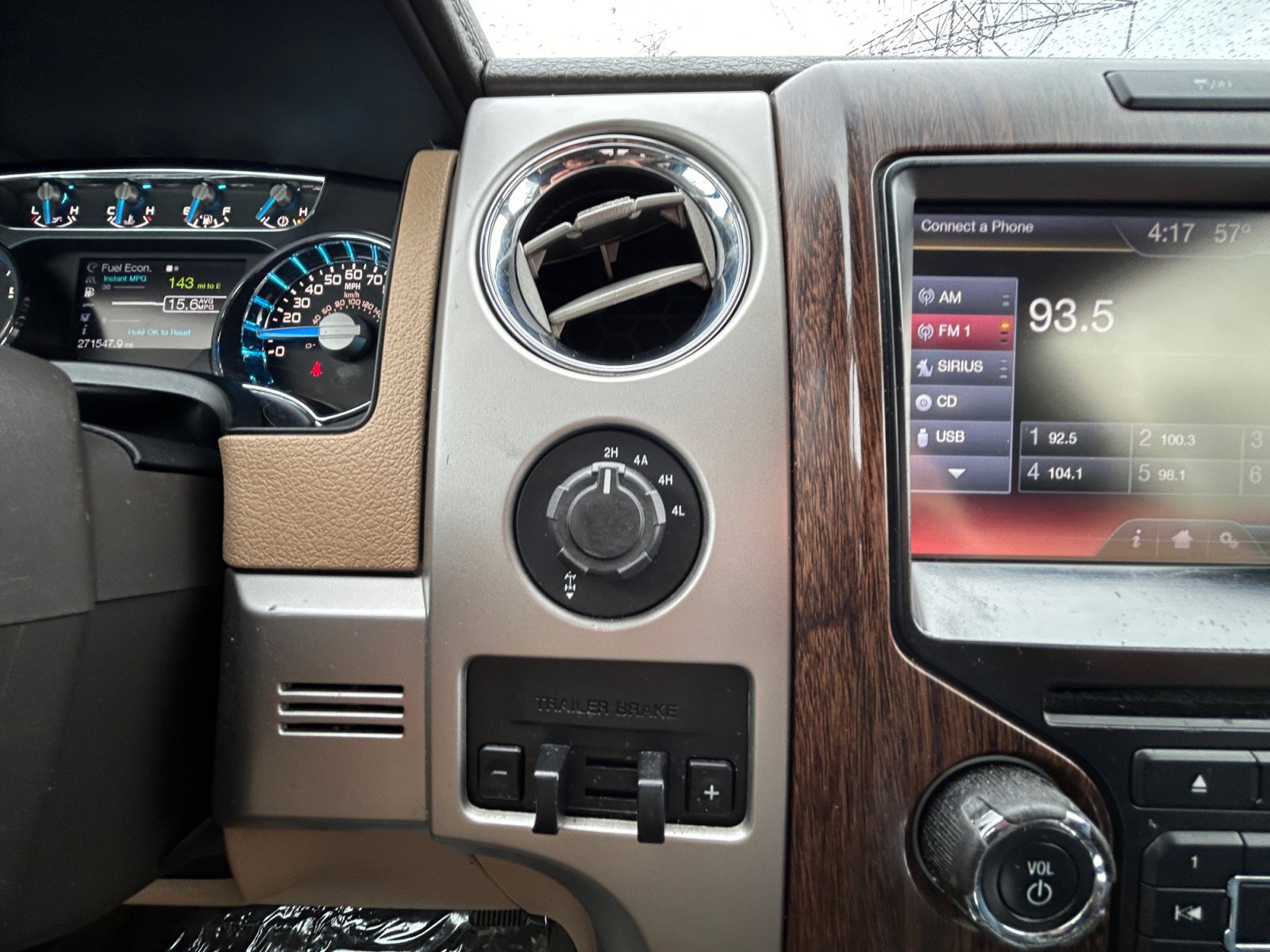 Used 2013 Ford F150 Lariat w/ Luxury Equipment Group AWD/4WD image 26