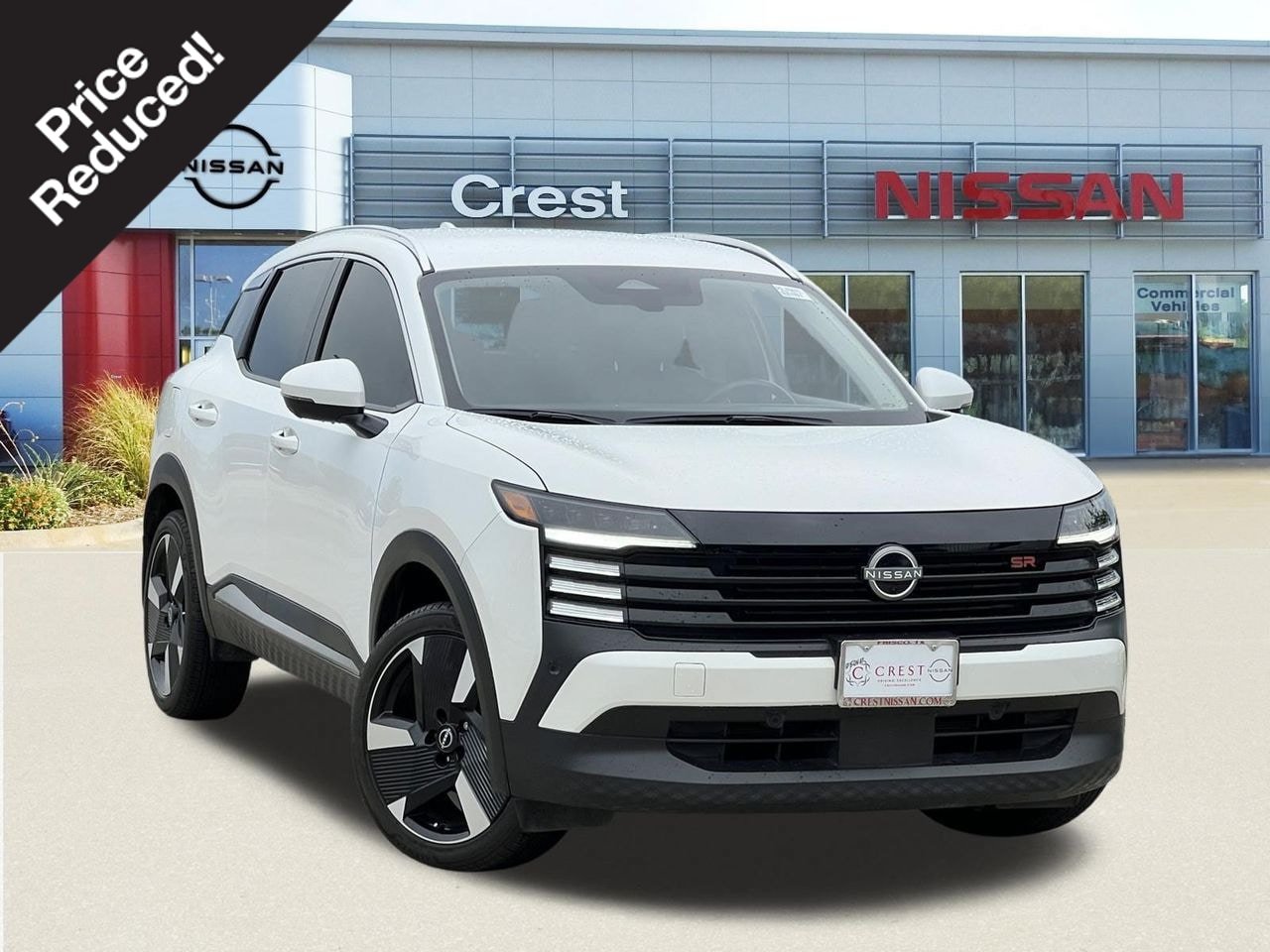 Used 2025 Nissan Kicks SR AWD/4WD image 1