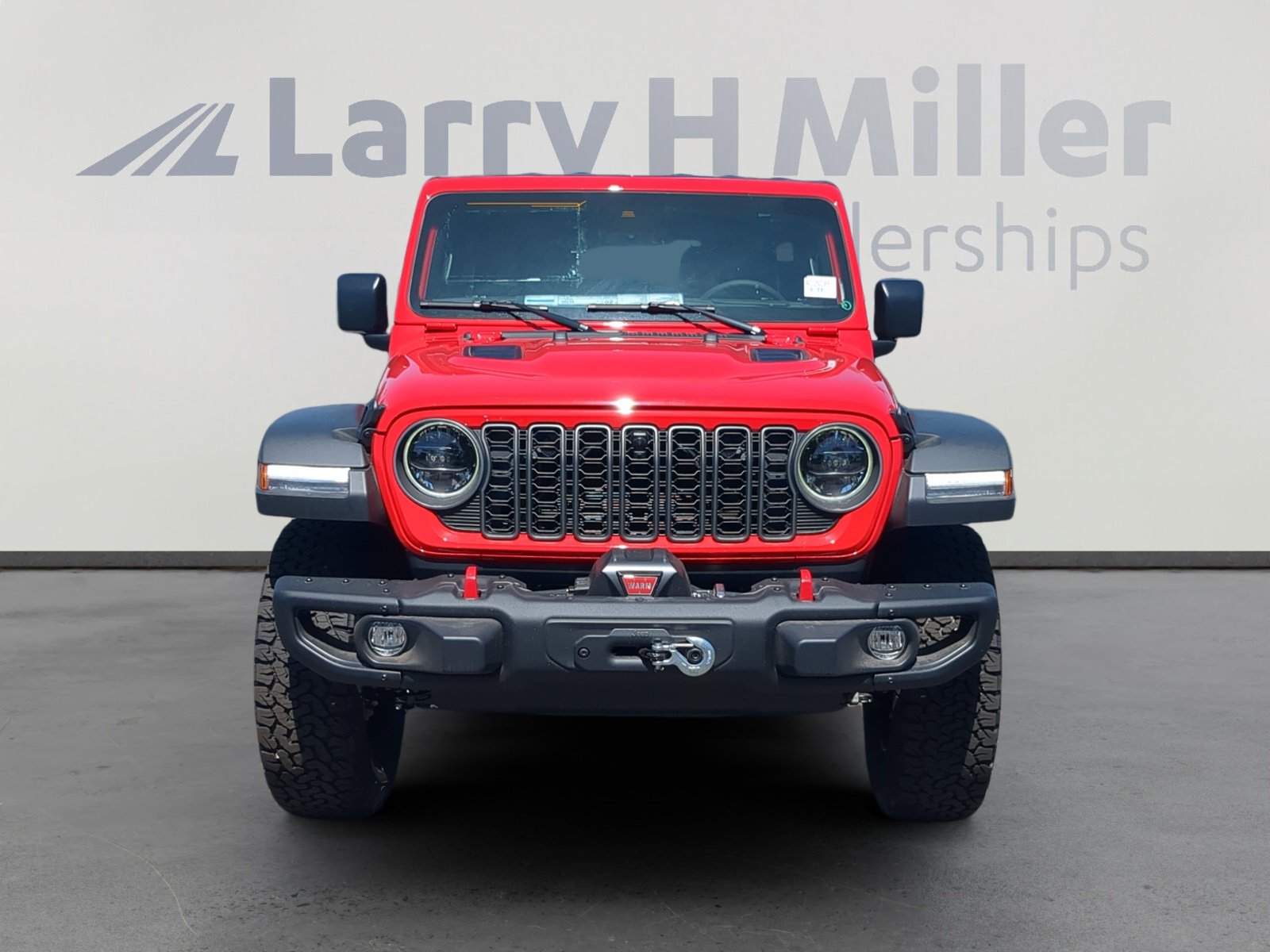 New 2025 Jeep Wrangler Unlimited Rubicon w/ Steel Bumper Group AWD/4WD image 8