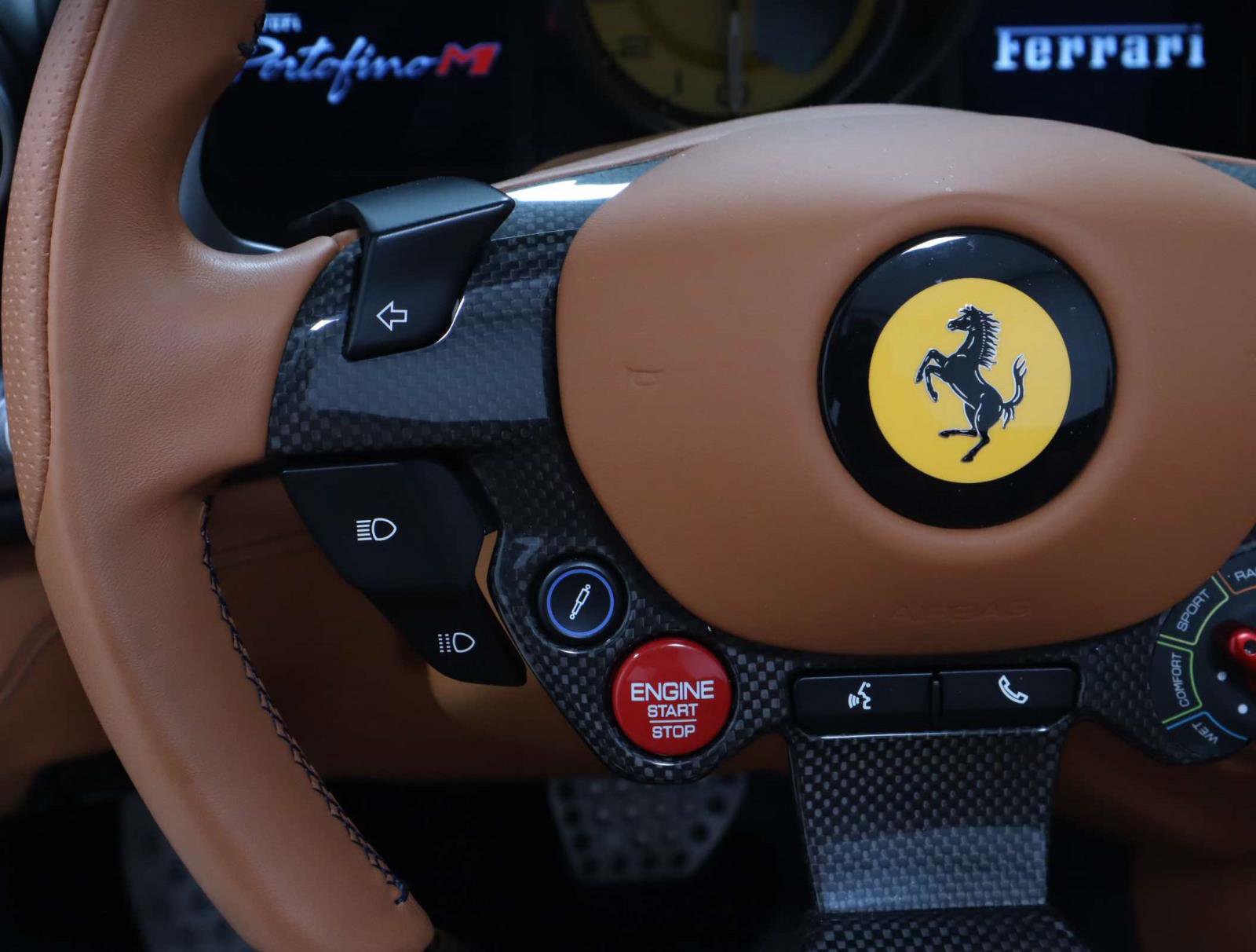 Certified 2022 Ferrari Portofino M image 32