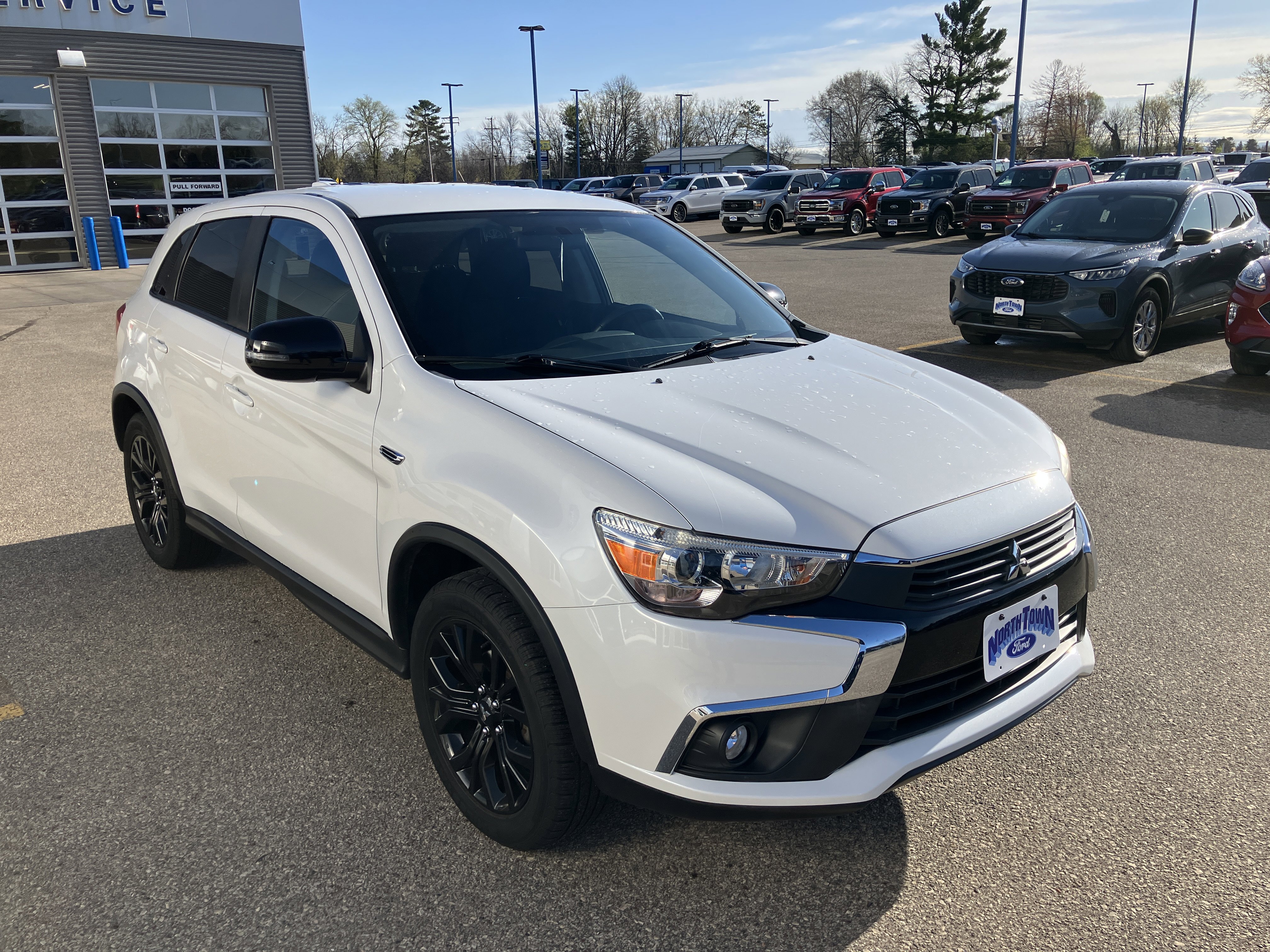 Used 2017 Mitsubishi Outlander Sport LE AWD/4WD image 4