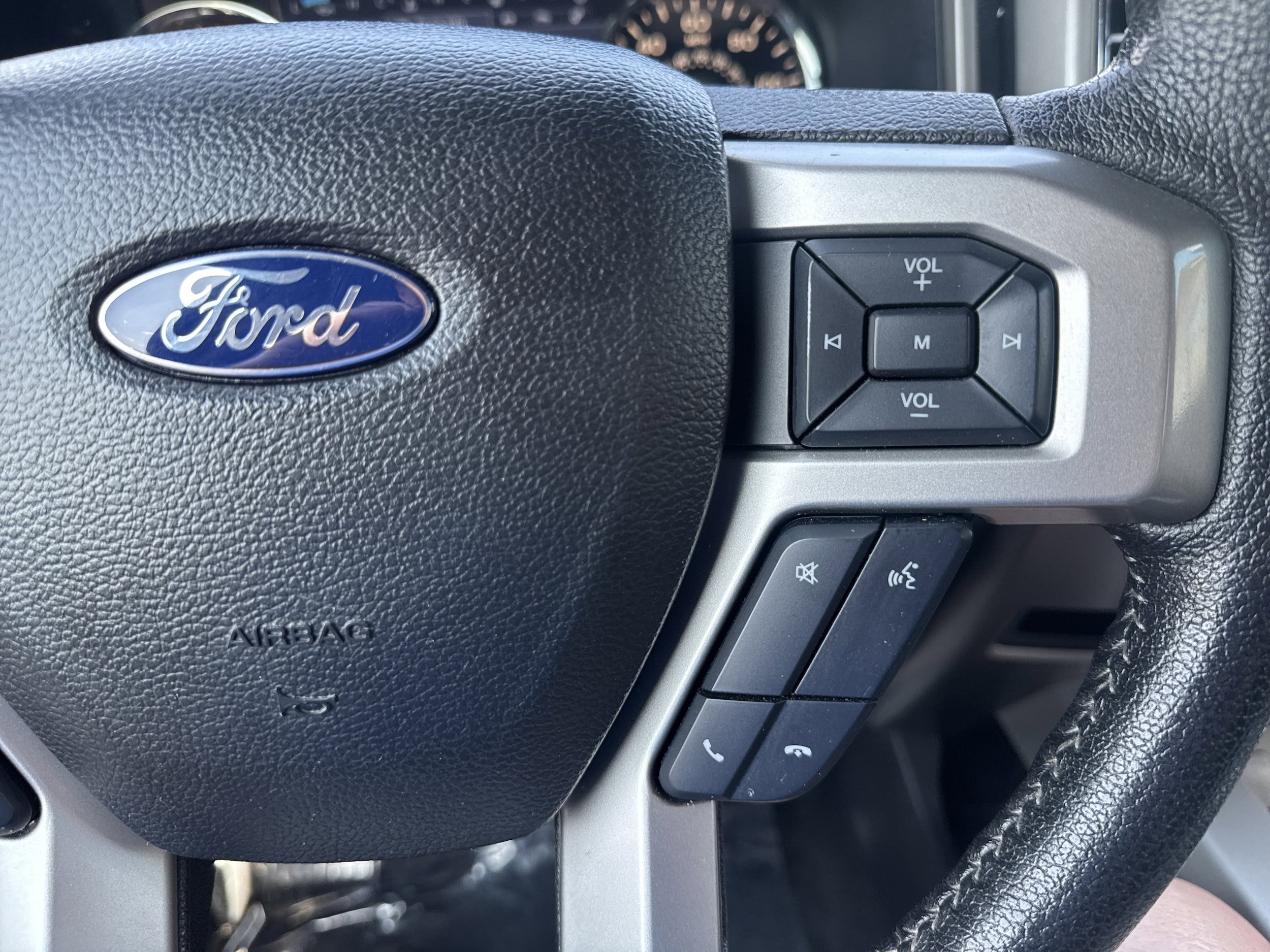 Used 2016 Ford F150 Lariat AWD/4WD image 25