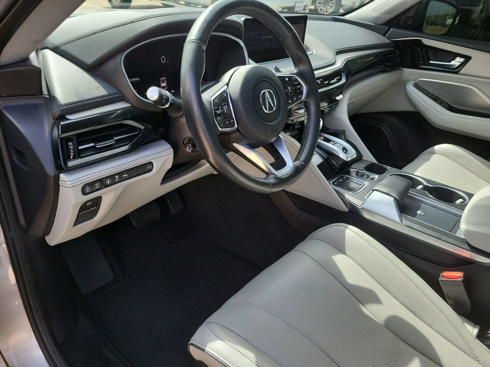 Used 2023 Acura MDX SH-AWD w/ Advance Package image 10